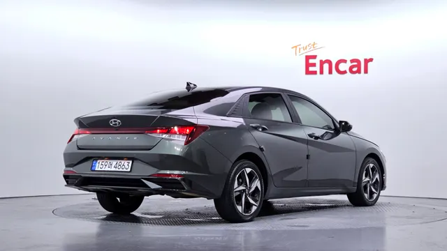 Hyundai Elantra (Avante)