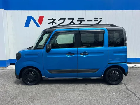 Suzuki Spacia Gear
