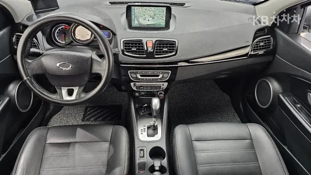 Renault SM3