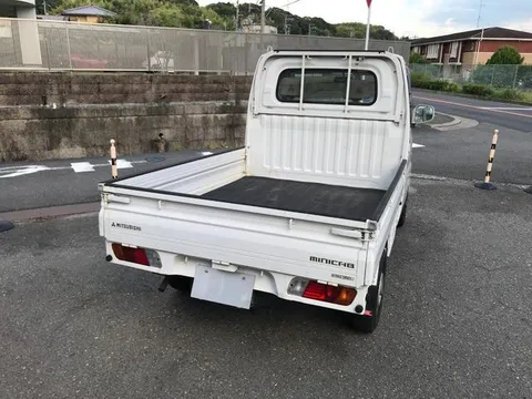 Mitsubishi Minicab Truck