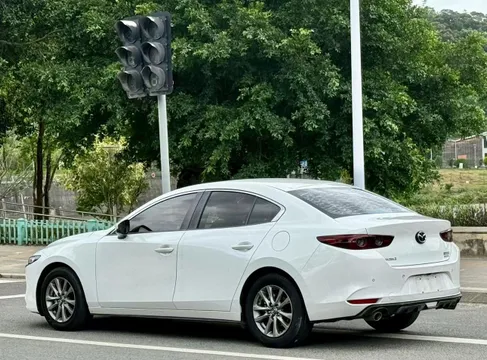 Mazda Mazda 3
