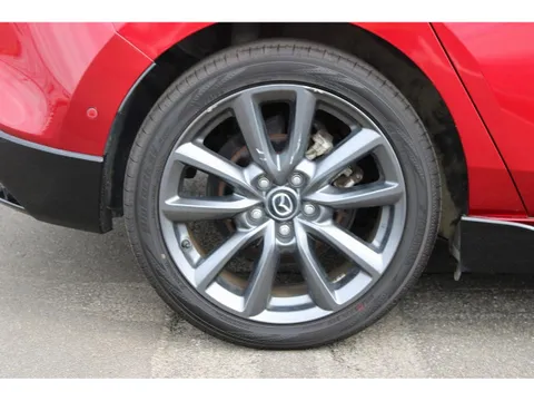 Mazda MAZDA3 Fastback