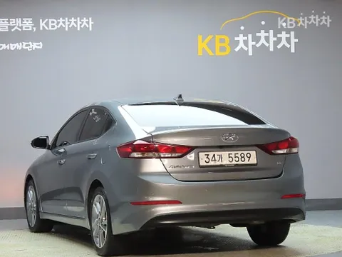 Hyundai Elantra (Avante)