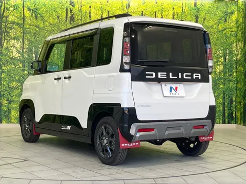 Mitsubishi Delica Mini