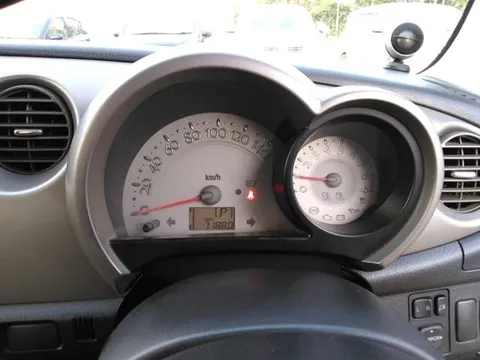 Daihatsu Mira Gino