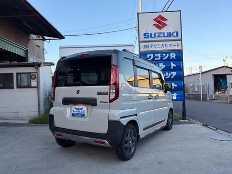 Suzuki Spacia Gear