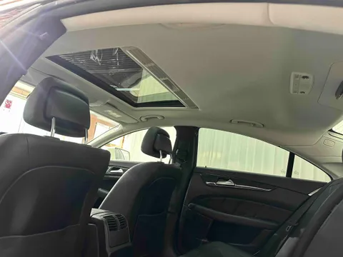 Mercedes-Benz Mercedes-Benz CLS