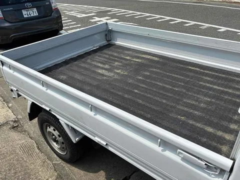 Subaru Sambar Truck