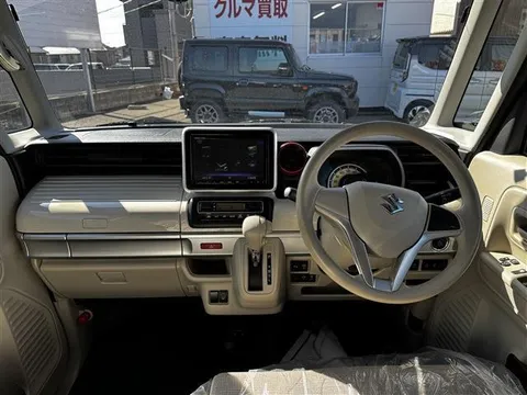Suzuki Spacia