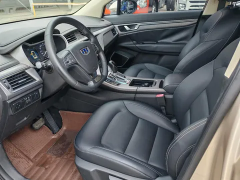 Geely Emgrand GS
