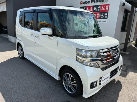 Honda N-BOX Custom