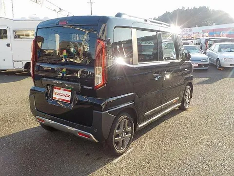 Suzuki Spacia Gear