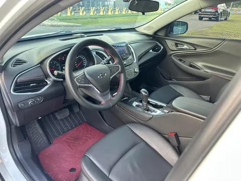 Chevrolet Malibu XL