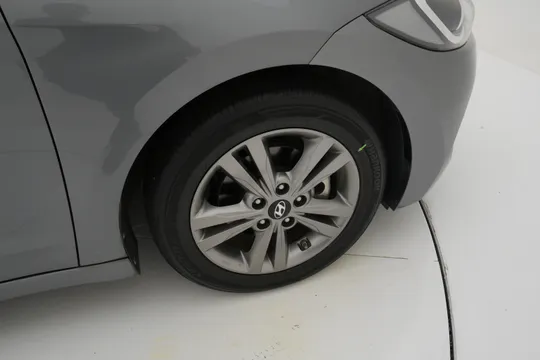 Hyundai Elantra (Avante)