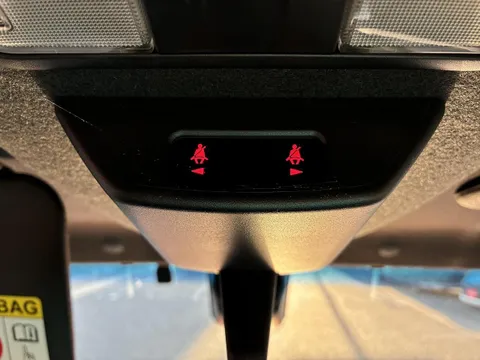 Toyota Pixis Mega