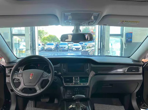 Hongqi H7