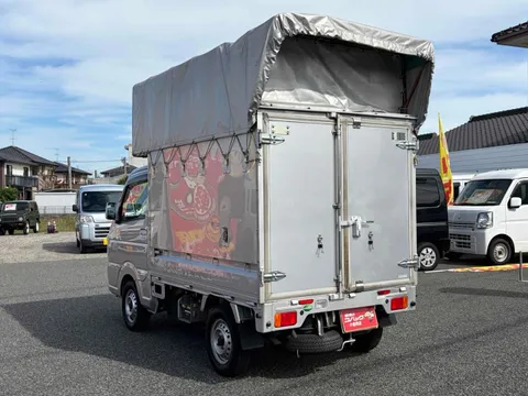 Nissan Clipper Truck