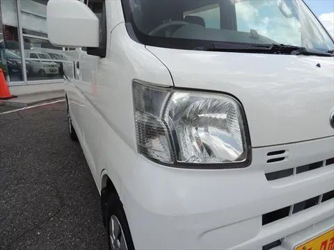 Toyota Pixis Van