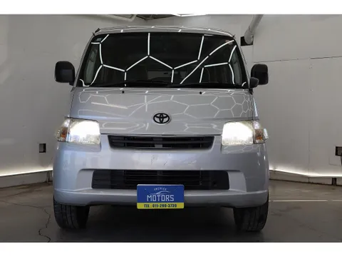 Toyota TownAce Van