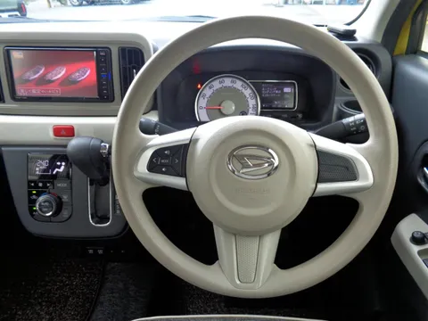 Daihatsu Mira Tocot