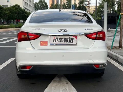 Chery Arrizo 5