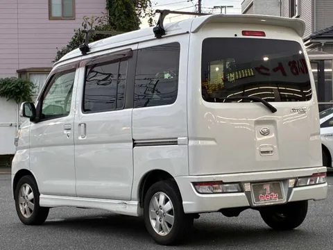 Daihatsu Atrai Wagon
