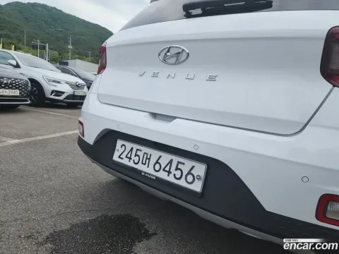 Hyundai Venue