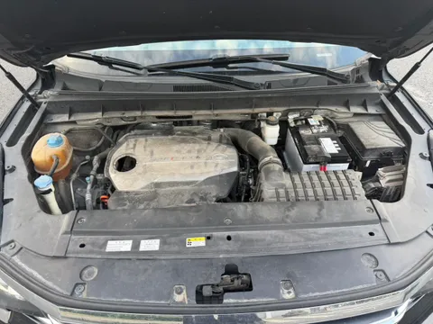 Gac GS8