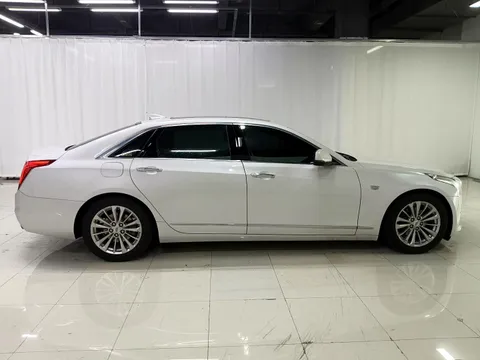 Cadillac CT6