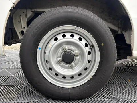 Nissan Clipper
