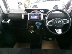 Toyota Pixis Mega