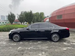Hongqi H7