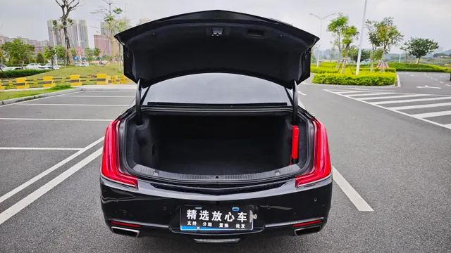 Cadillac XTS