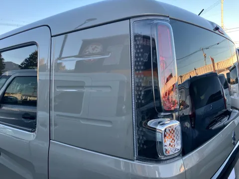 Suzuki Spacia Base