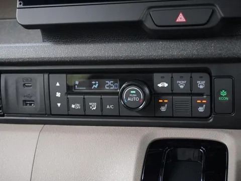 Honda N-BOX Joy