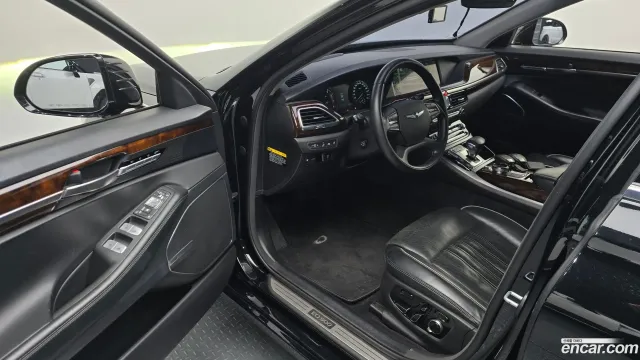 Genesis G90 (EQ900)
