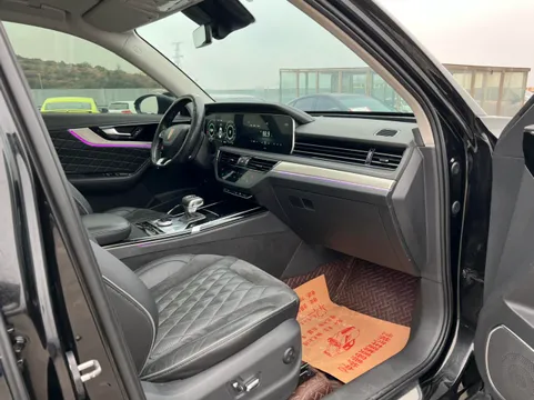 Hongqi HS5