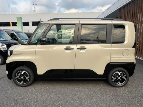 Mitsubishi Delica Mini