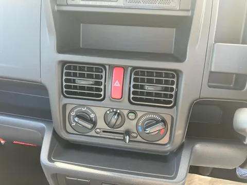 Nissan Clipper Truck