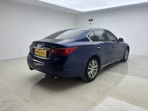 Infiniti Q50L