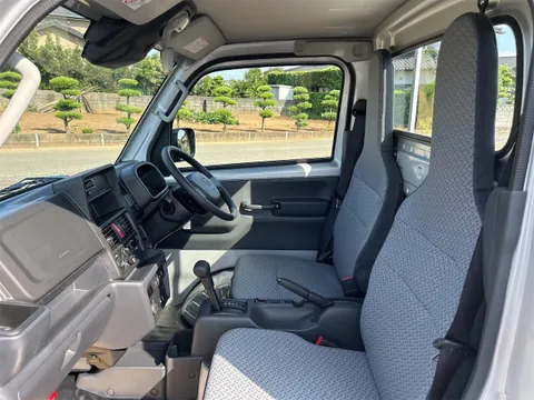 Nissan Clipper Truck