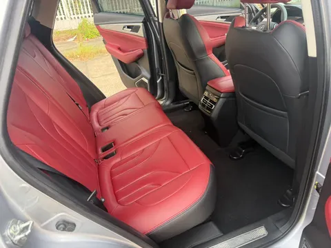 Changan CS85