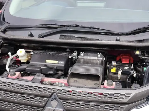 Mitsubishi eK X