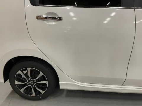 Honda N-WGN Custom