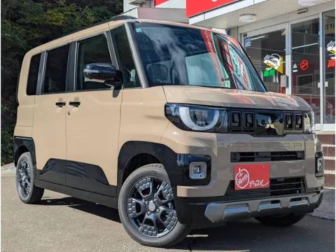 Mitsubishi Delica Mini