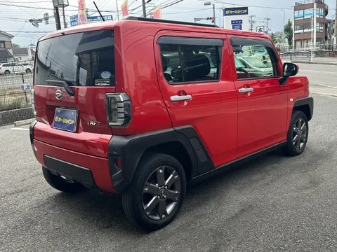Daihatsu Taft