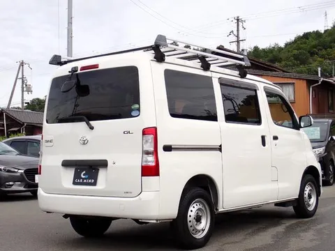 Toyota TownAce Van