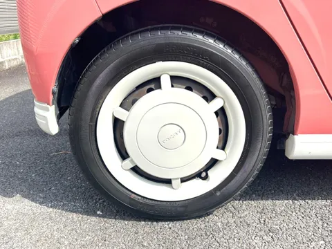 Daihatsu Mira Tocot