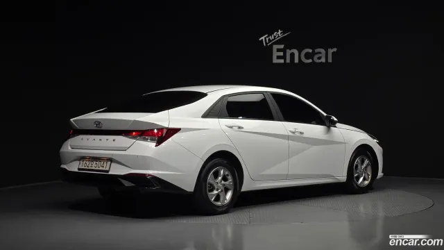 Hyundai Elantra (Avante)