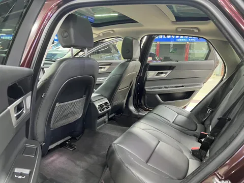 Jaguar XFL